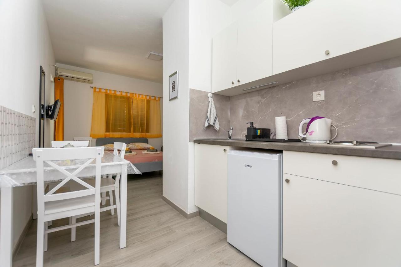 Apartments Stipe Lokva Rogoznica Ngoại thất bức ảnh